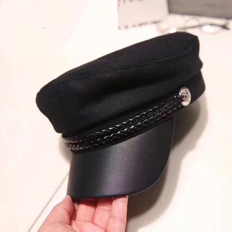 Ladies Versatile Flat Top British Wool Beret