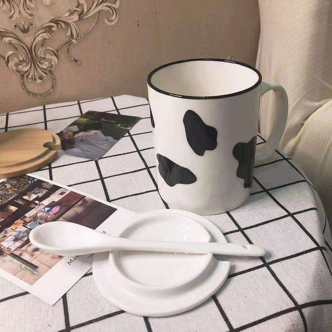 Cartoon Milk Cup Ceramic Water Cup Personality Creative Mug With Lid And Spoon