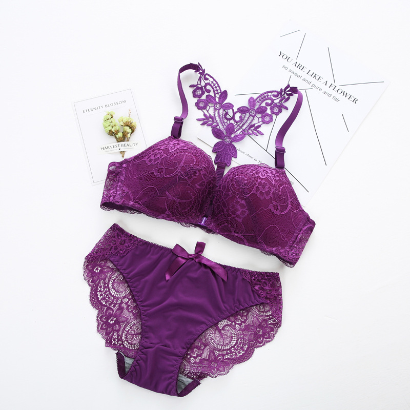 Title 1, Nuova lingerie di bellezza con fibbia frontale ...