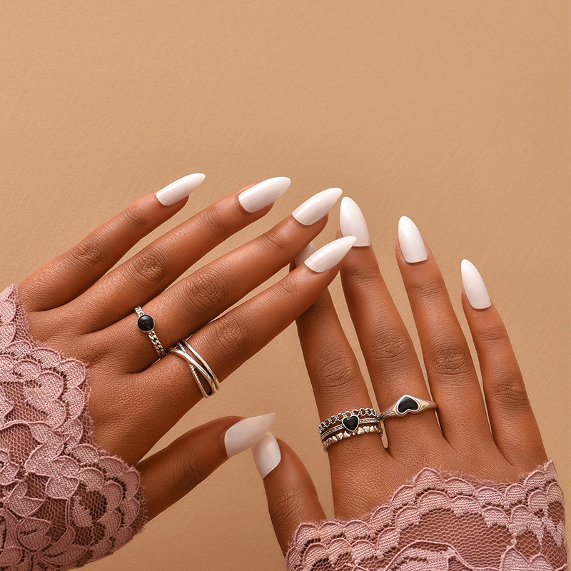 Simple Multi-layer Flat Snake Chain Electroplated Rhinestone Ring