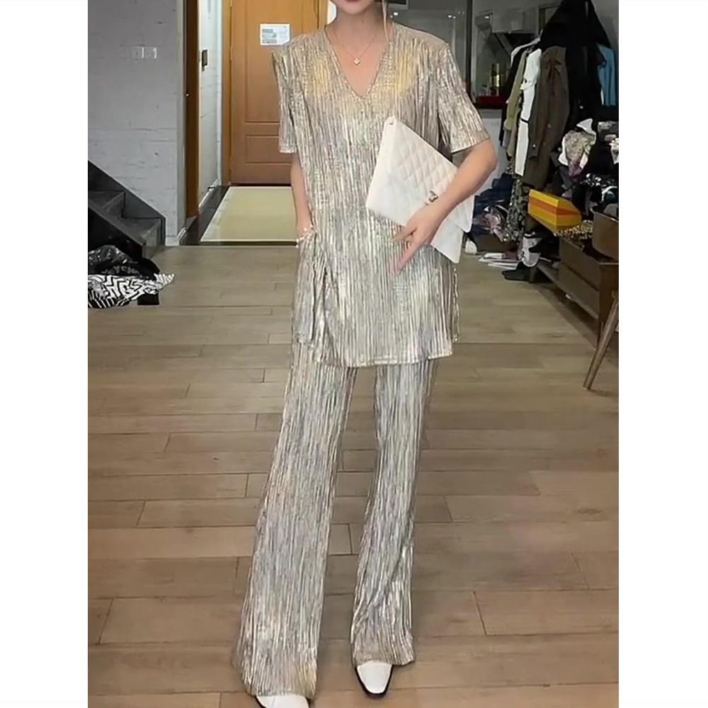 Two-piece Leisure Set With Bronzing And Pleated Temperament