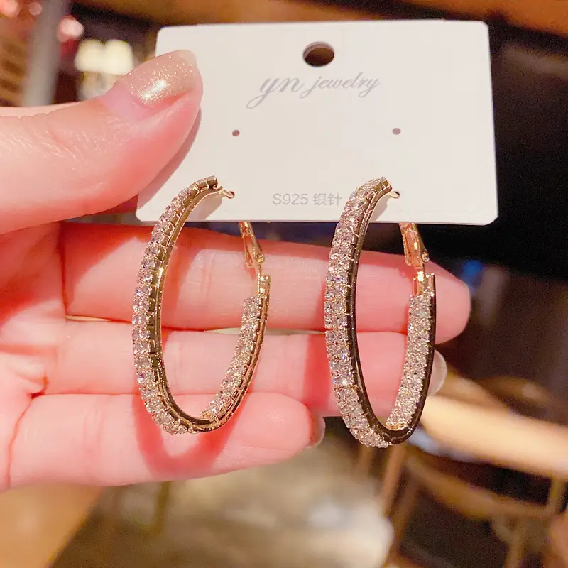 Personality Fashion Full Diamond Oval Earrings Women's 925 Silver Needle Light Luxury Atmosphere Earrings