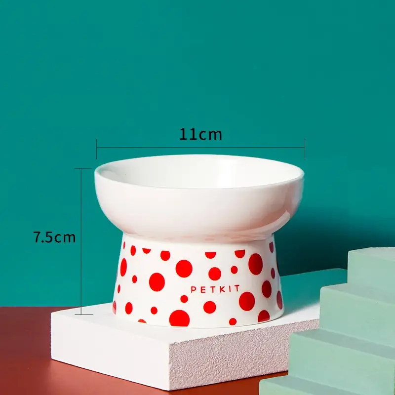 Ceramic Cat Bowl Protects Spine From Tipping Over