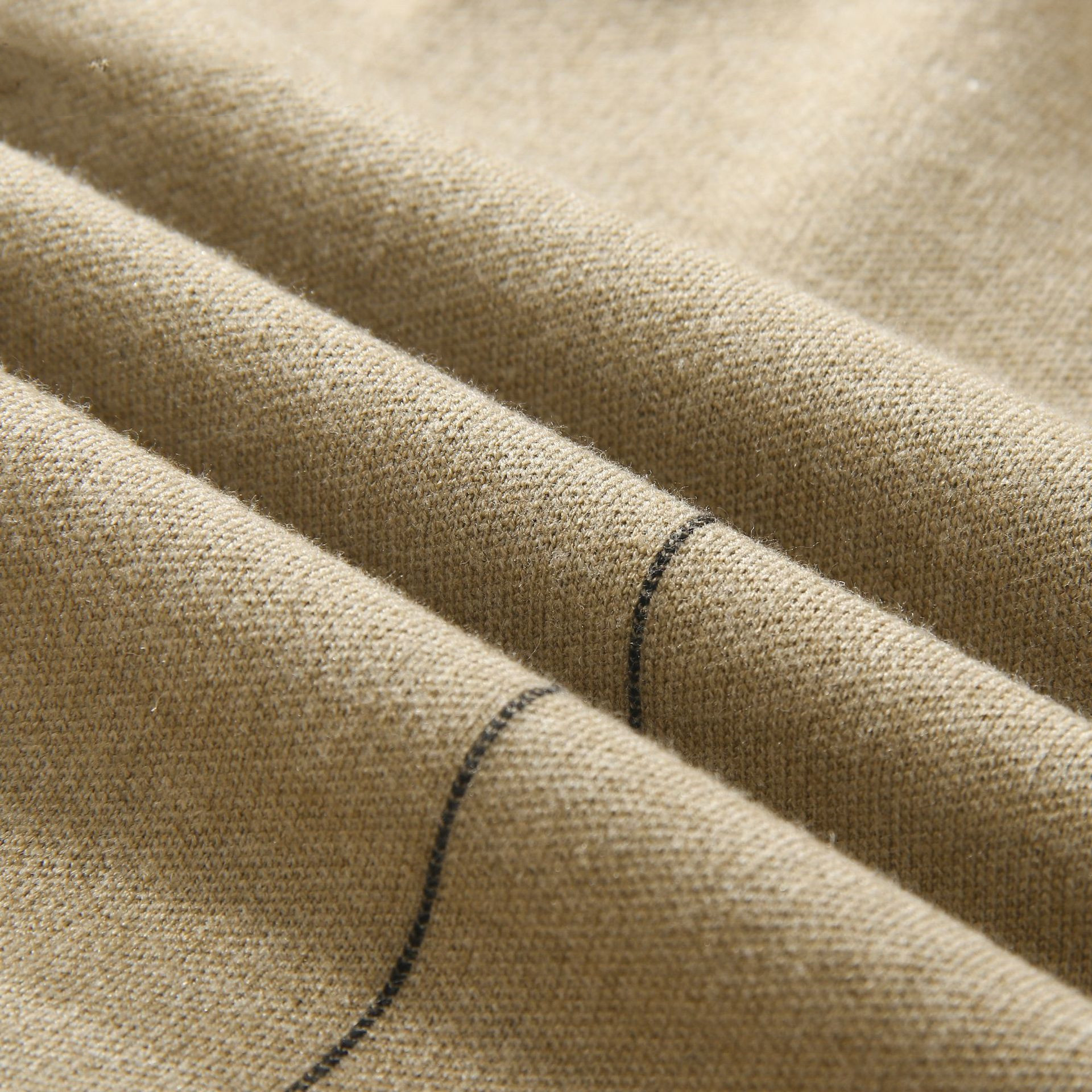 Irregular Lines Fashion Round Neck Long Sleeve Sweater Men