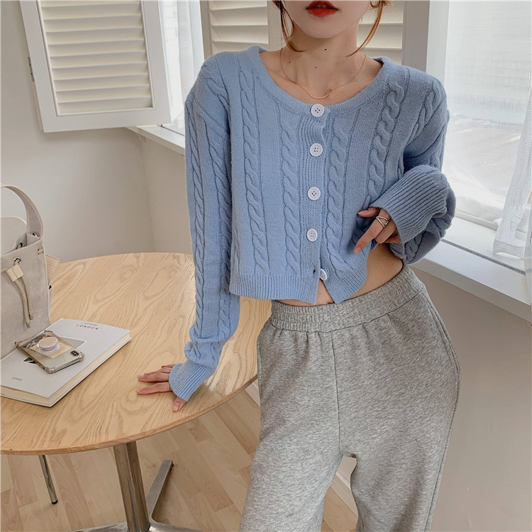 Title 2, Round Neck Twist Short Knit Solid Color Sweater