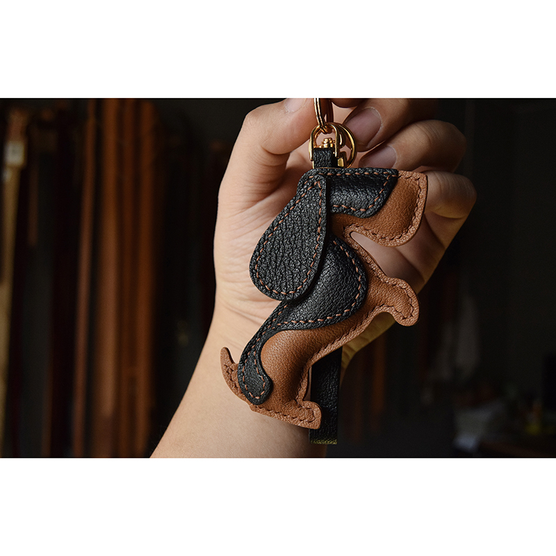 Title 2, Handmade Genuine Leather Car Keycase Pendant