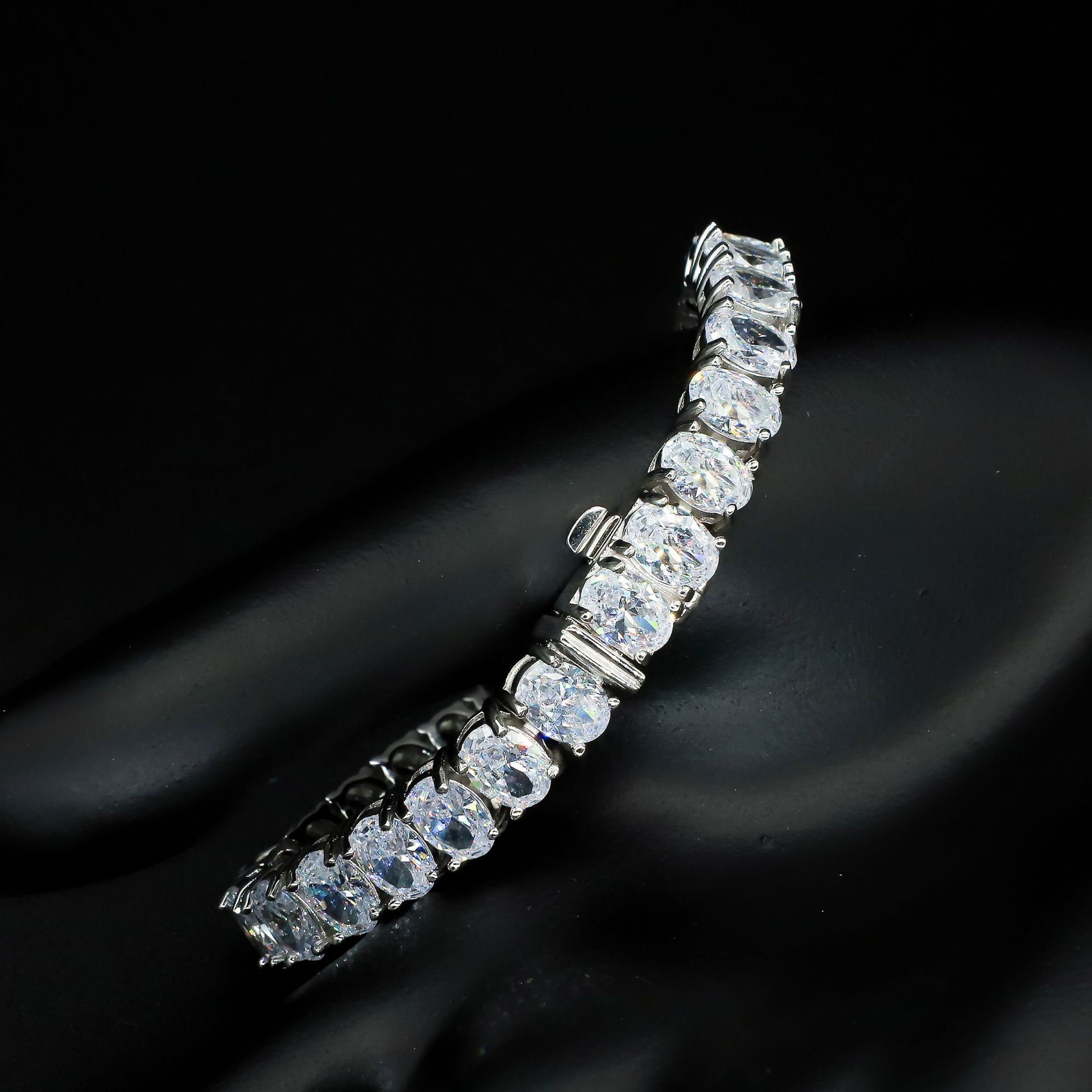925 Sterling Silver Egg Shaped Zircon Tennis Bracelet
