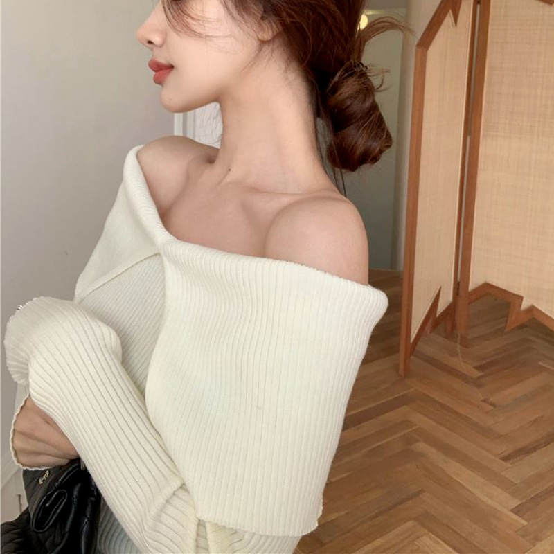 Top Lapel Short Slim White Pullover