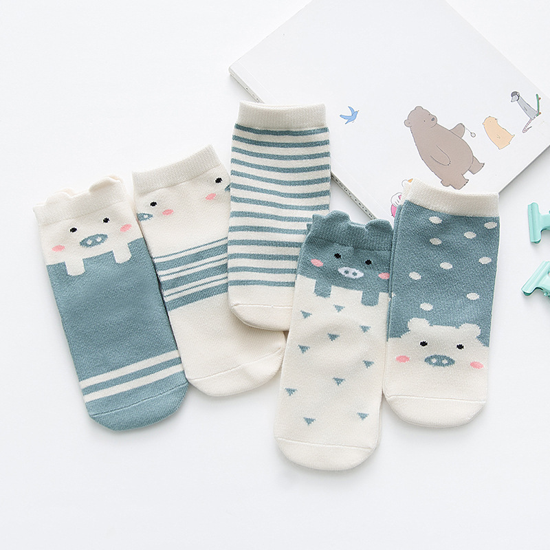 Title 11, Three-dimensional cartoon baby socks