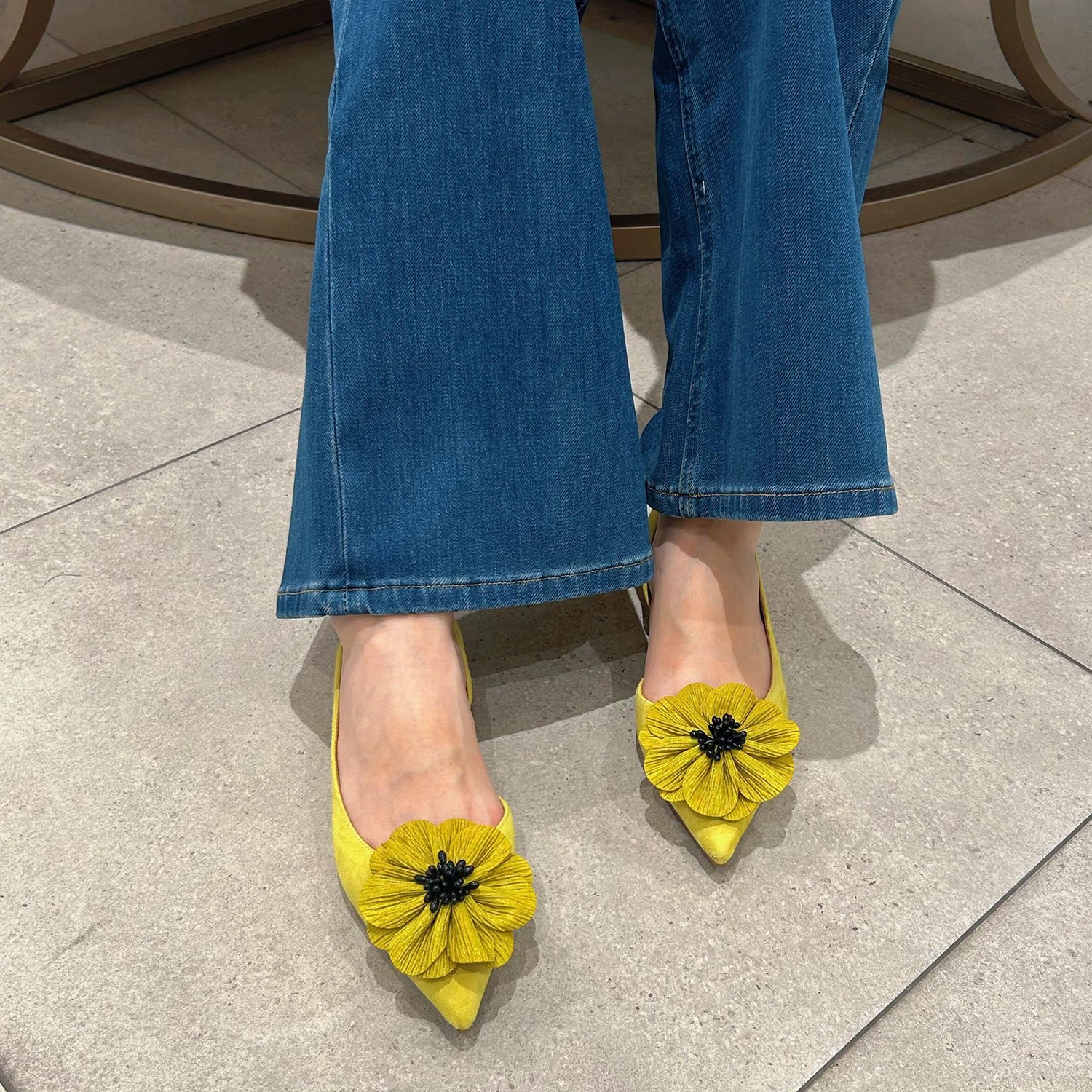 2026 New Women's Niche Floral Mary Jane Shoes, Versatile Soft Upper Pointed Toe Low Cut Fashion Flats