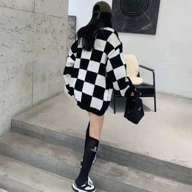 Women Plus Size Checkerboard Check Sweater - Black