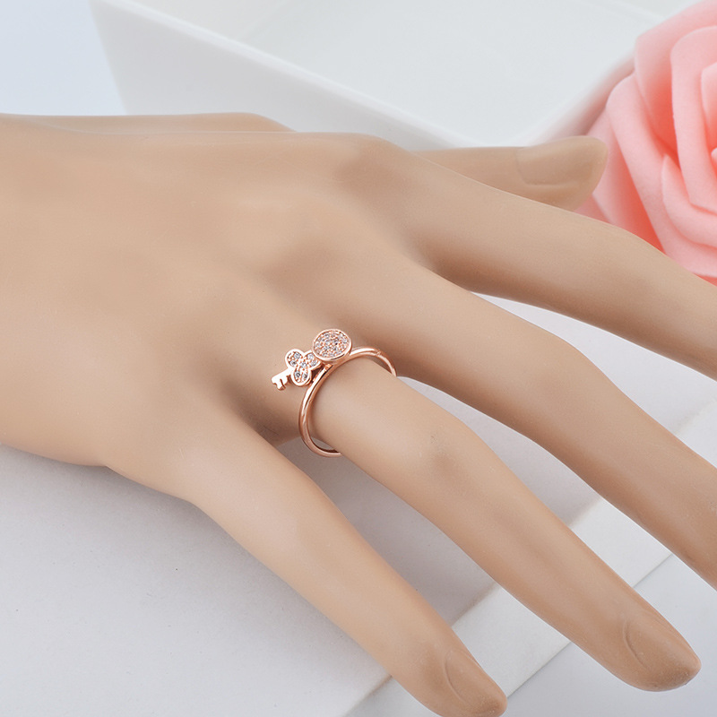 Creative Couple Key Diamond Ring Micro-inlaid Zircon Ring Wedding Ring