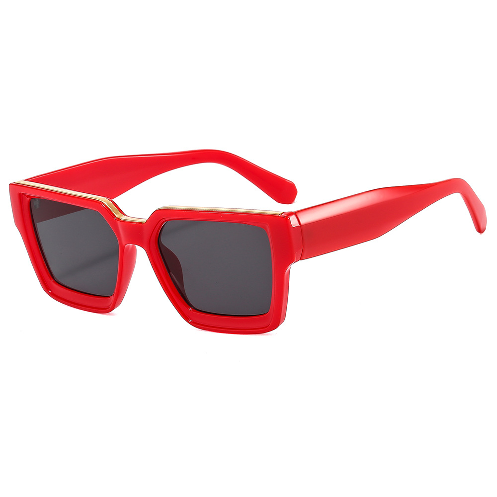 Title 3, New Street Glasses UV Resistant Square