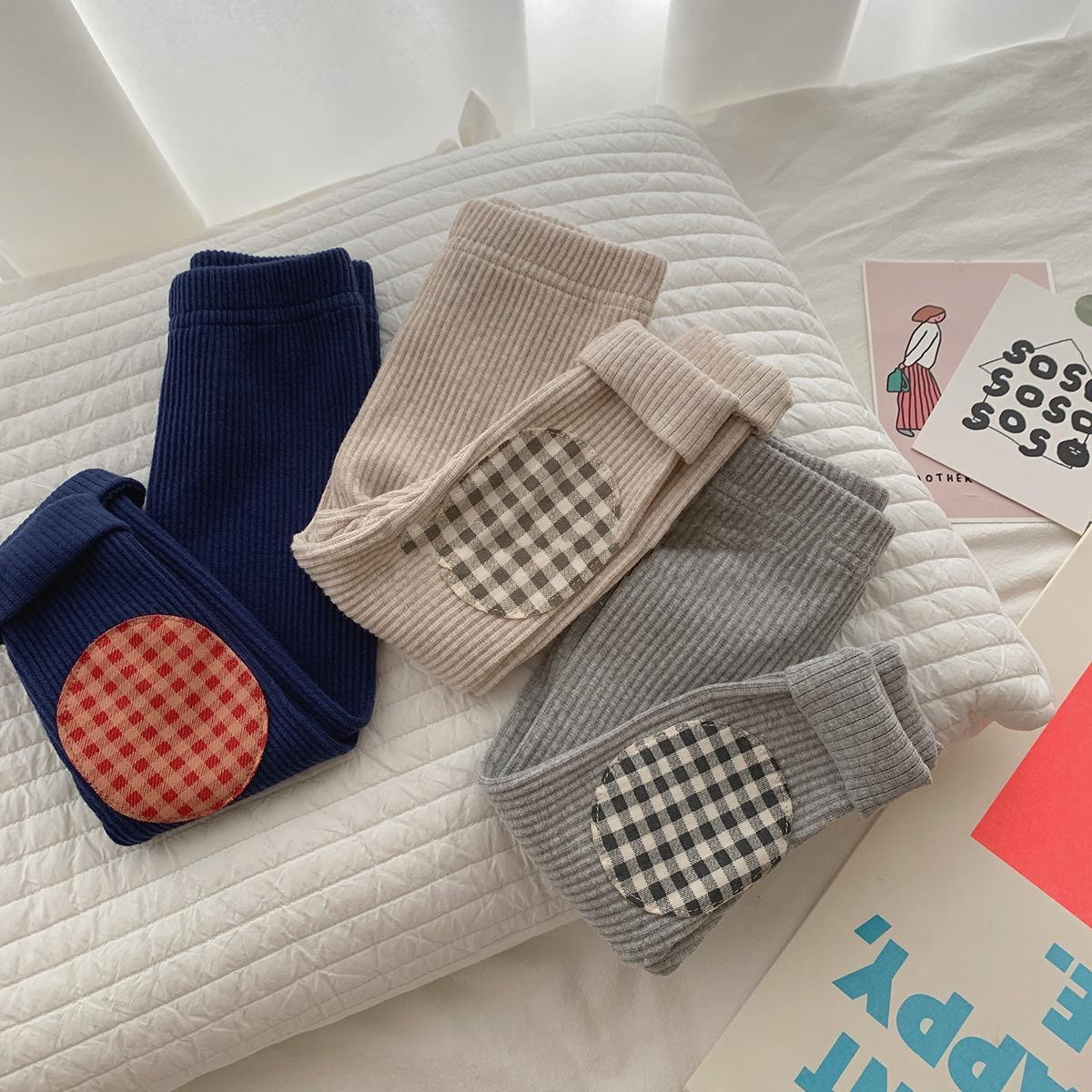 سراويل ضيق بنقشة مربعات بتصميم متباين جديدة