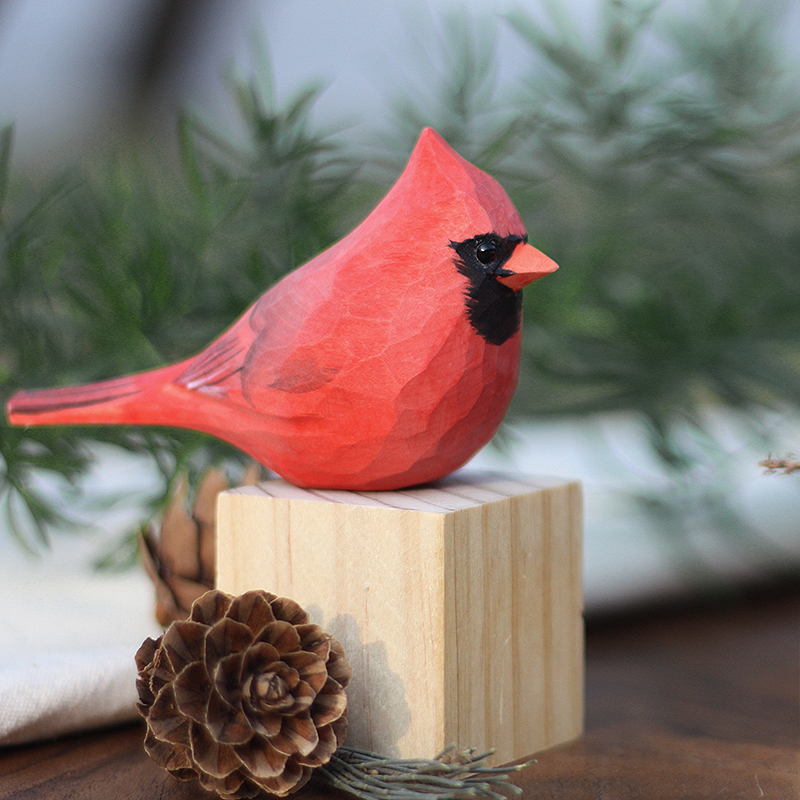 Oiseau bois peint main – vue d'ensemble