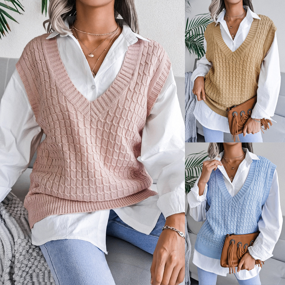 Title 3, V-neck Twist Casual Loose Knit Sweater Vest