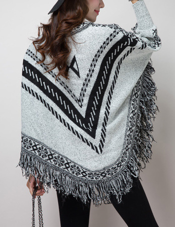 Fashion Tassel Loose Pullover Bat Sleeve Sweater