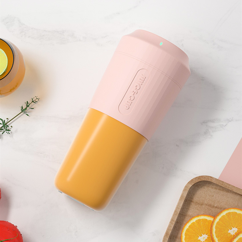 Title 4, USB charging portable juicer