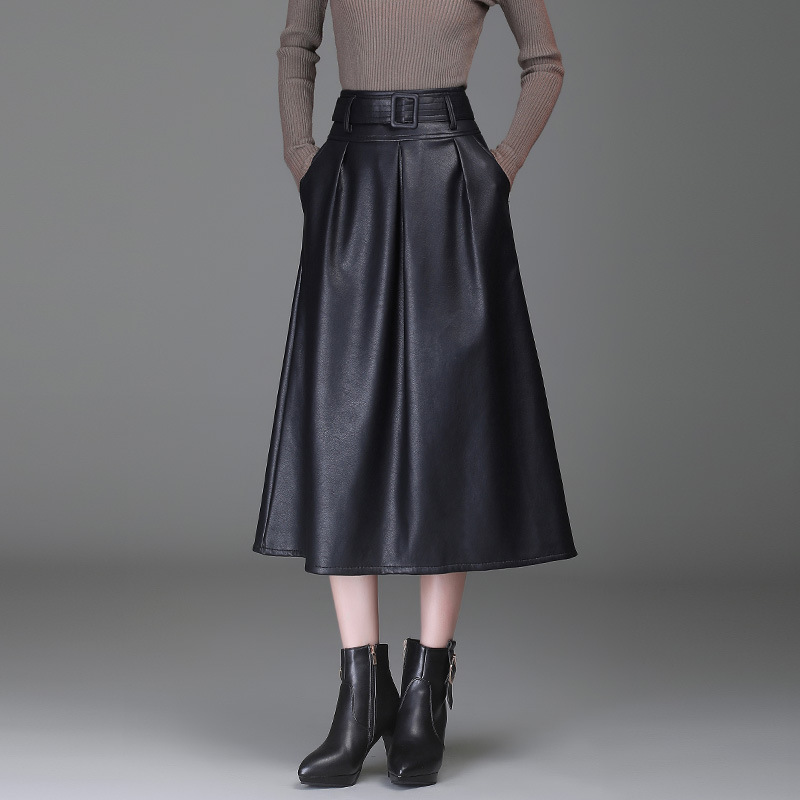 The New High-waist Western PU Leather Skirt Looks Thin