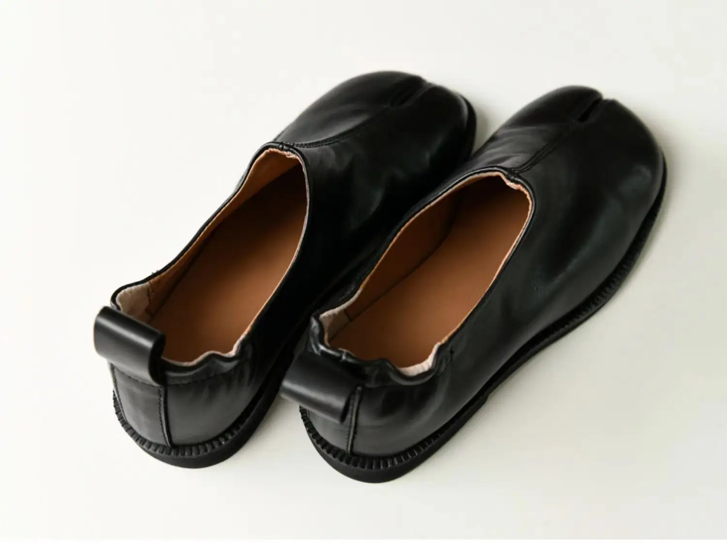 Women's Flat Bottom Fashion Pig's Feet Shoes