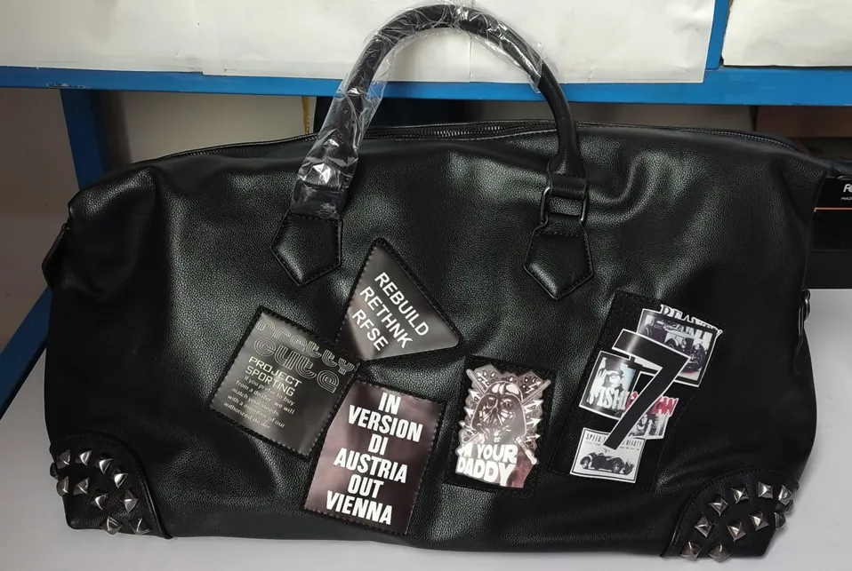 Leather gym bag - Black
