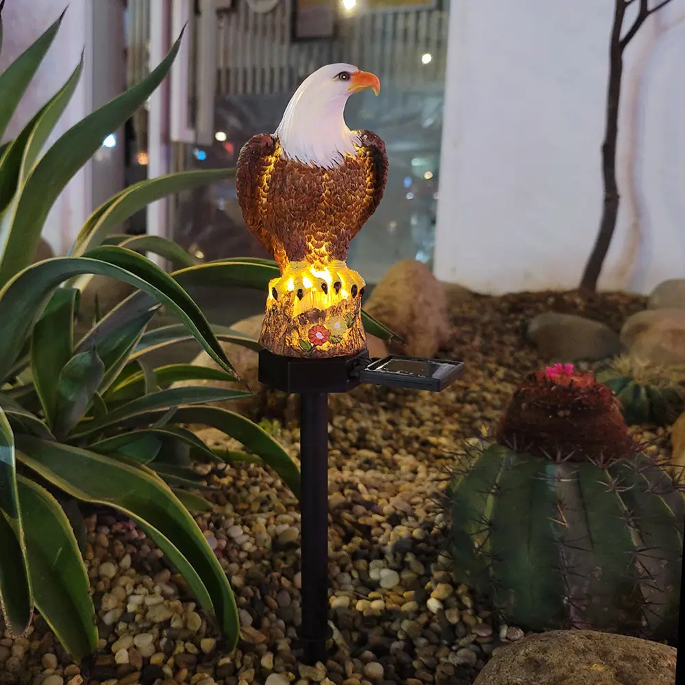Solar Resin Eagle Lawn Lamp Outdoor Garden