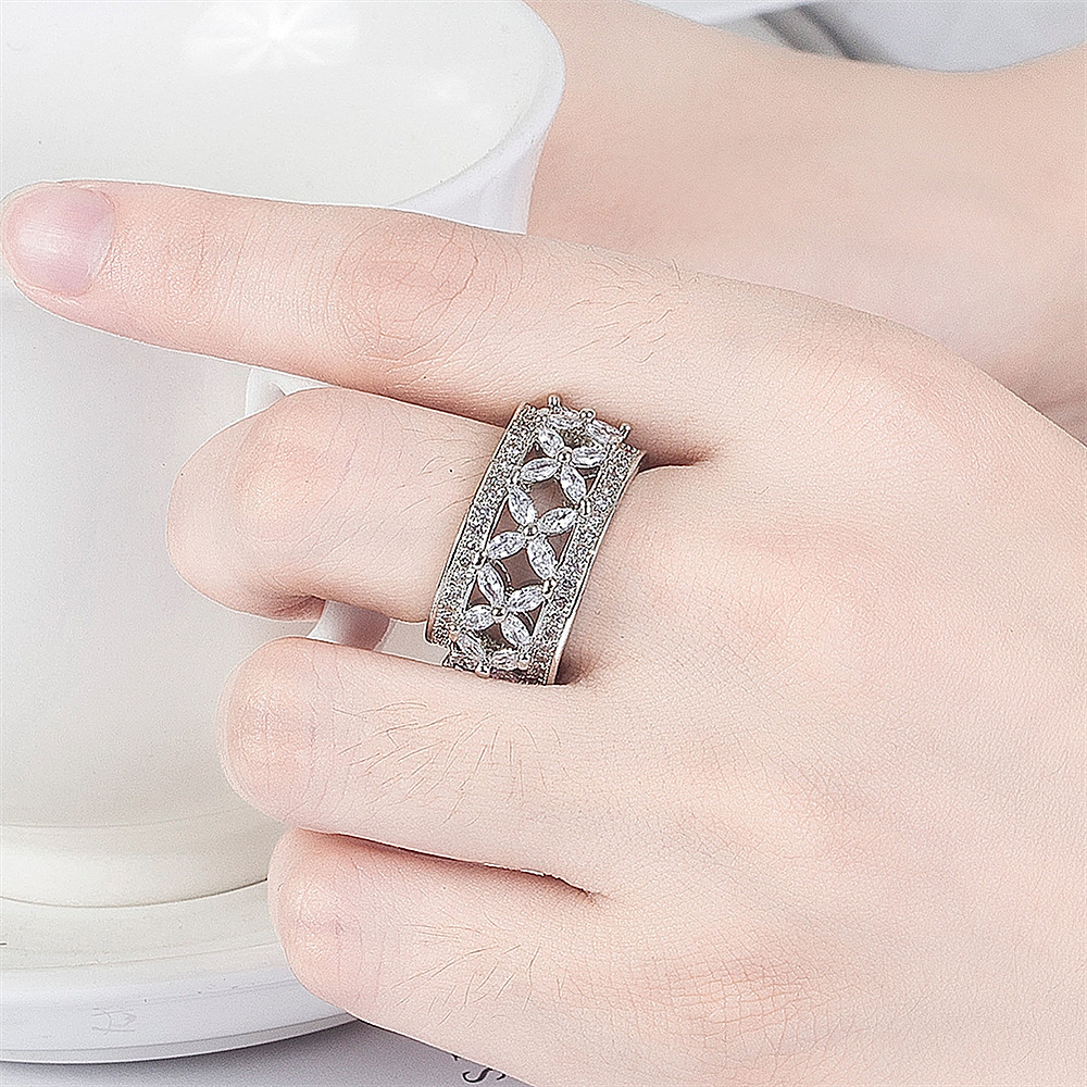 Title 3, Cubic Zirconia Princess Ring Hollow Bow