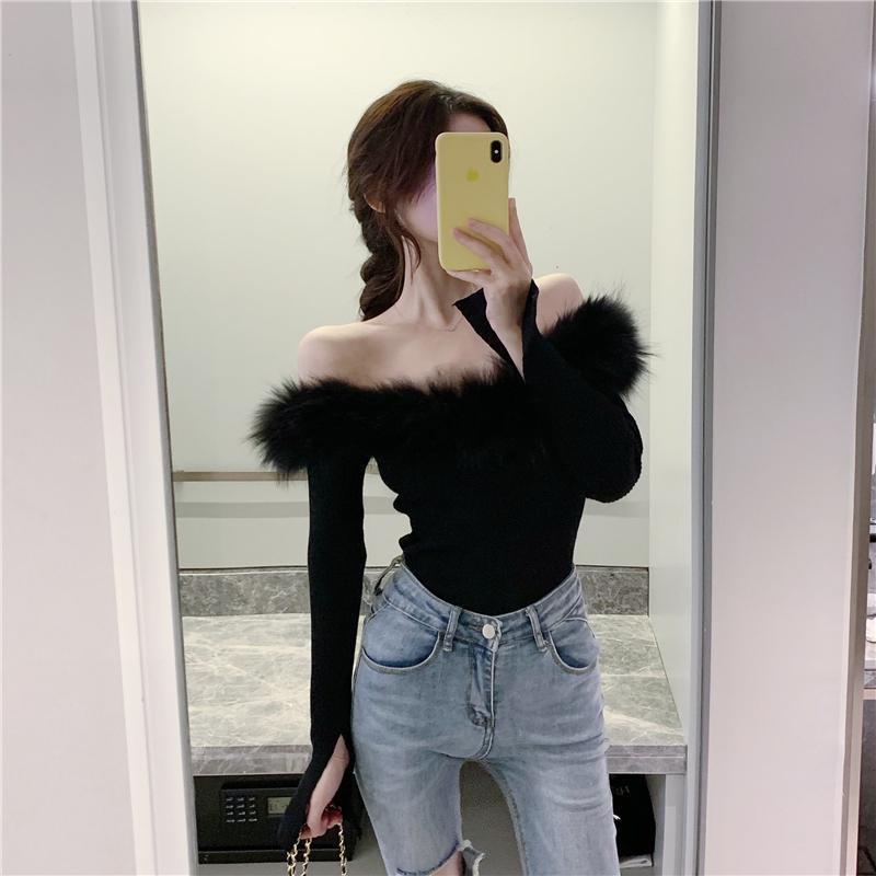 Women's Off-shoulder Fleece Sexy One-line Neck Top Slim Long-sleeved Sweater