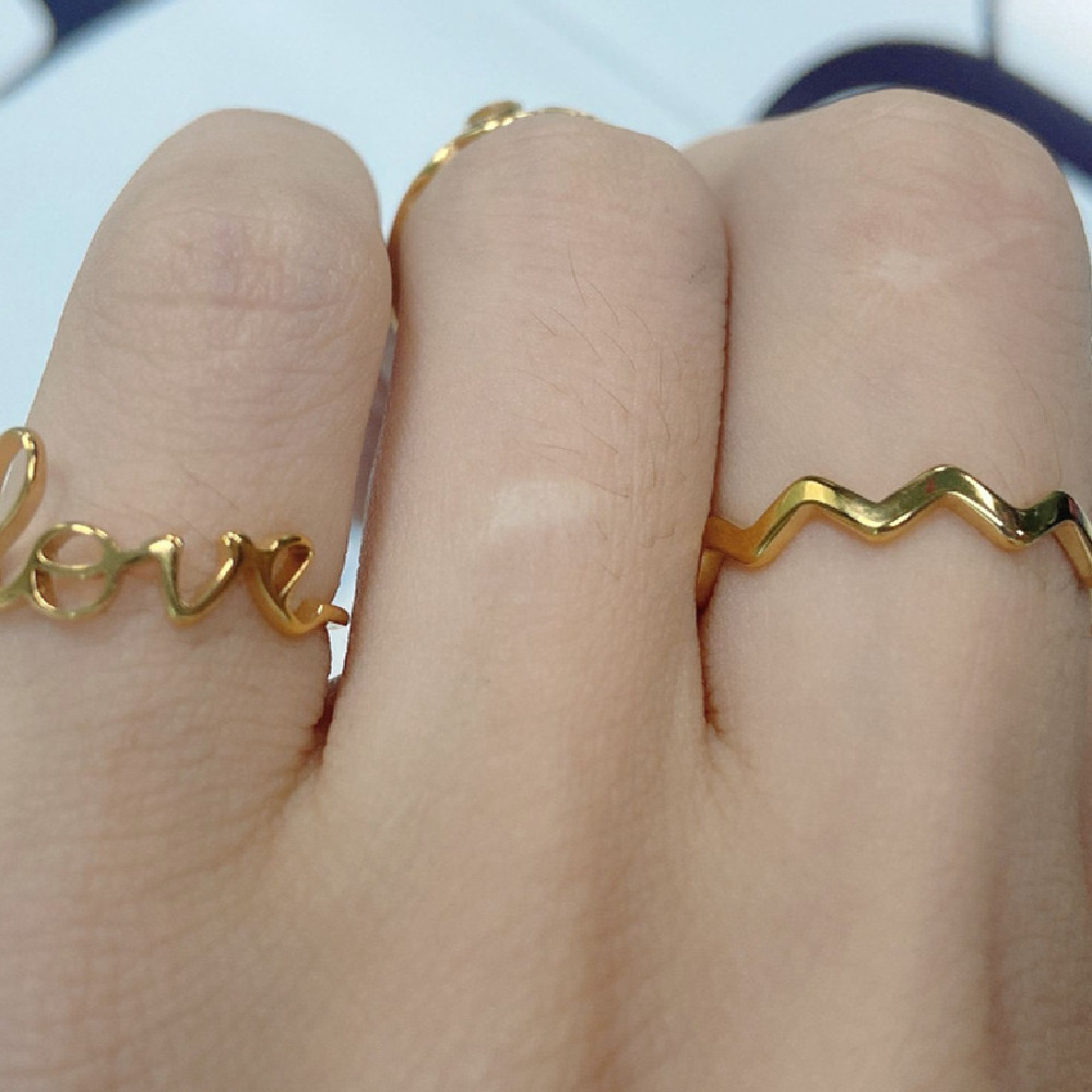 Title 5, Womens Personalized Simple Letter Ring A styli...