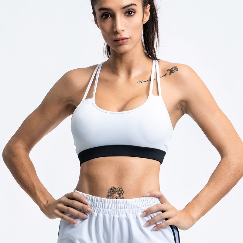 Title 2, Black and white contrast sports bra