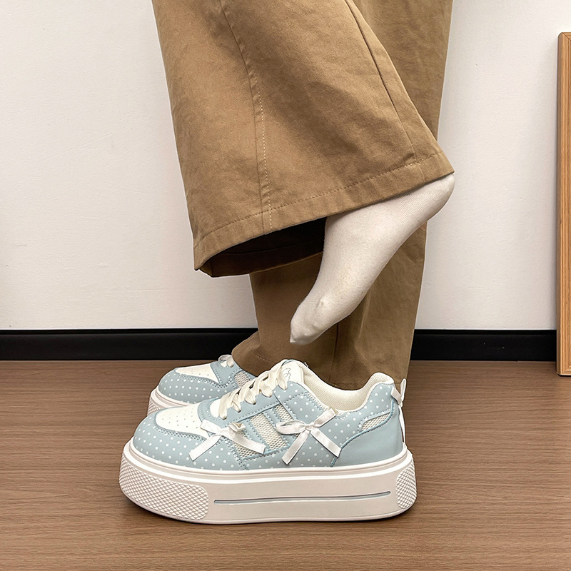 Women's 2026 New Platform Skate Shoes, Korean Style Polka Dot Breathable White Sneakers, Versatile Student Bow Elevator Bread Shoes