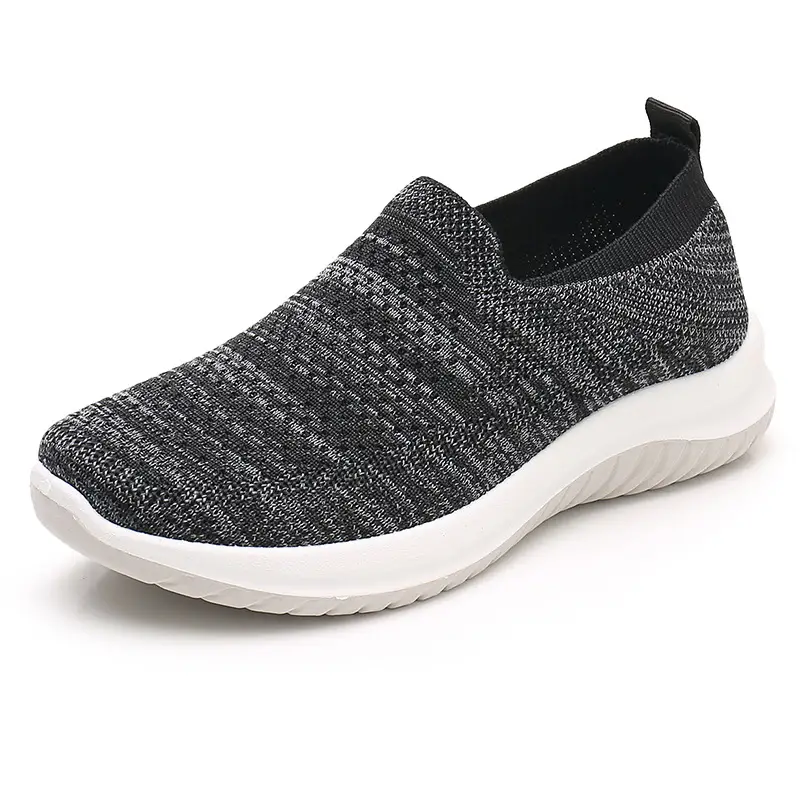 Large Size Women's Shoes A Foot Pedal Old Age
