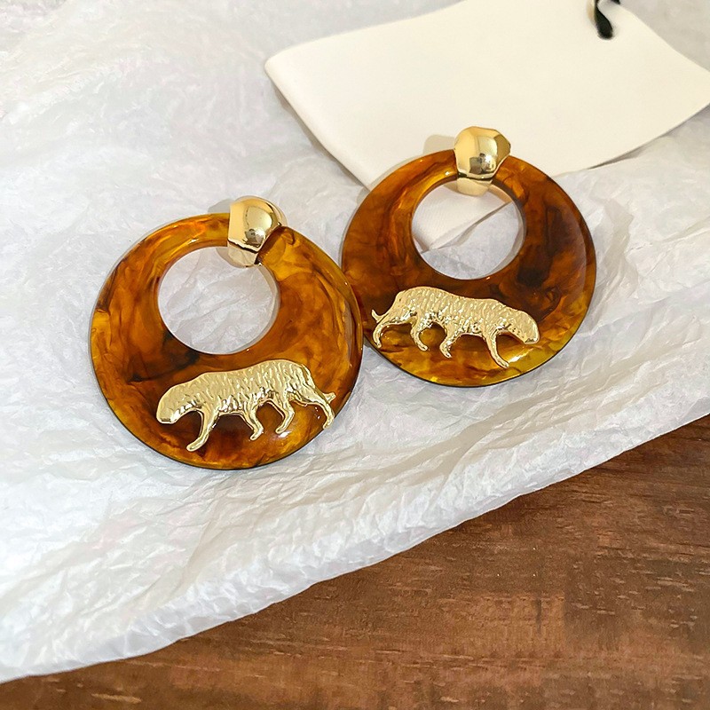 Handmade Maillard Aesthetic Hoops, Amber Resin & Gold Tone C-Shaped Earrings, Vintage Chunky Lightweight Fashion Jewelry, Unique Gift For Her - Image 1