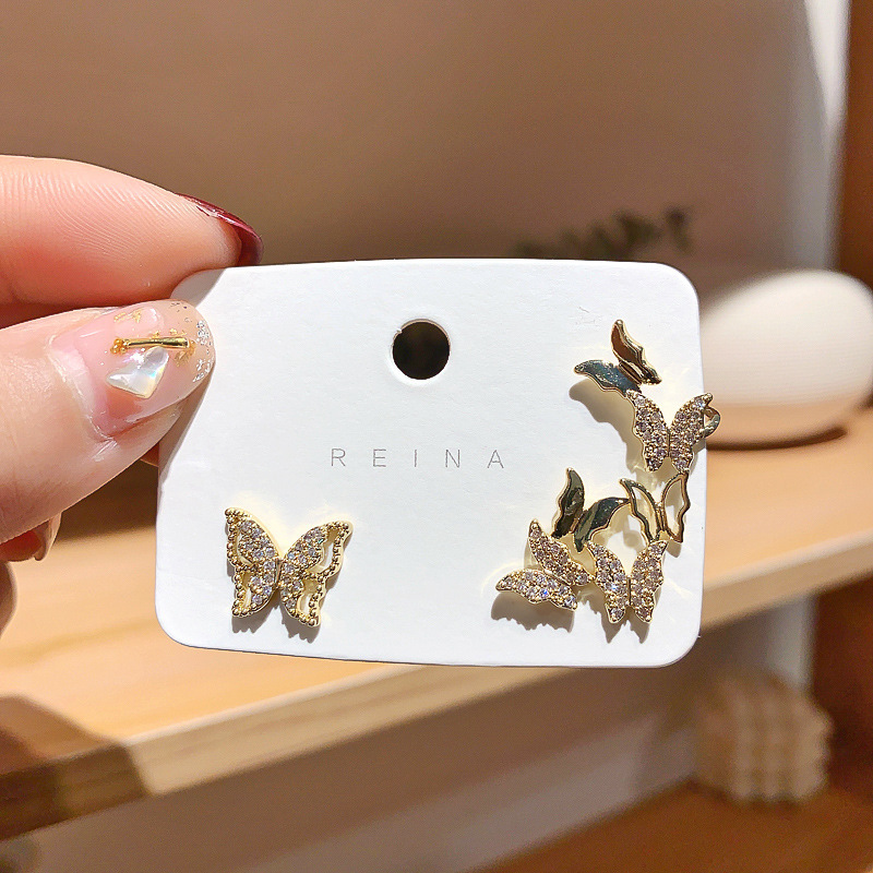 Silver Needle South Korea's Dongdaemun Fashion Asymmetry