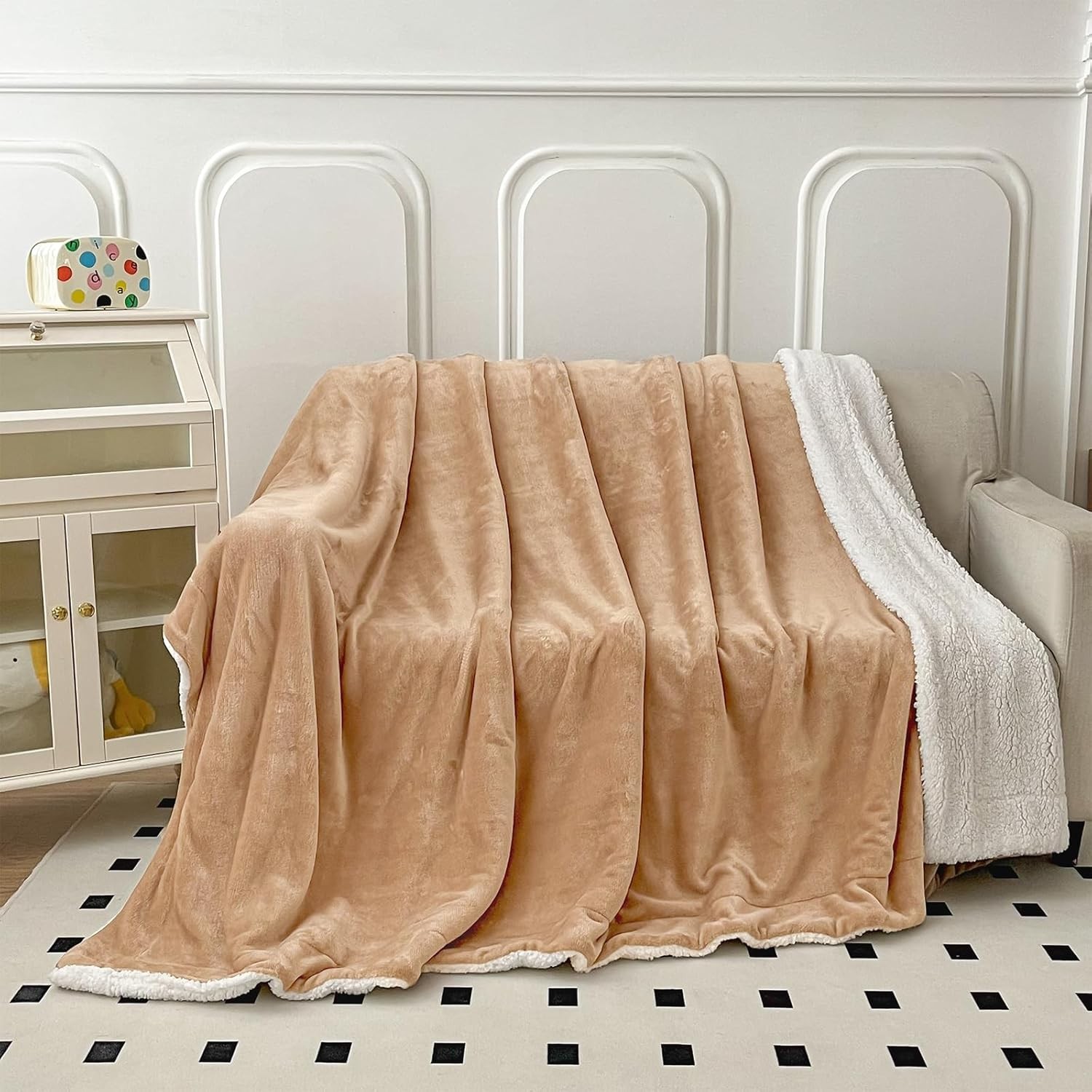 Electric blanket heated throw over luxurious fleece