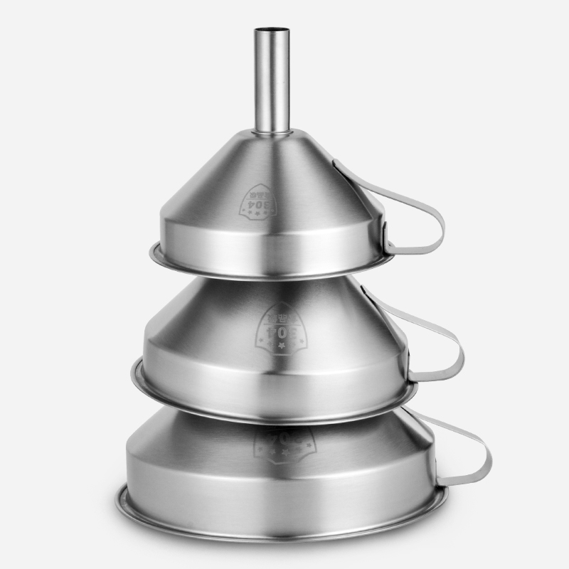 Title 2, 304 stainless steel funnel