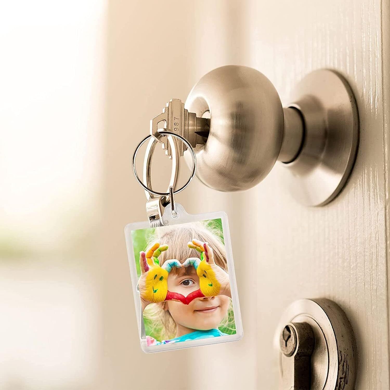 Blank Keyring Acrylic Plastic Passport Photo Key Rings Craft Picture UK — image 9