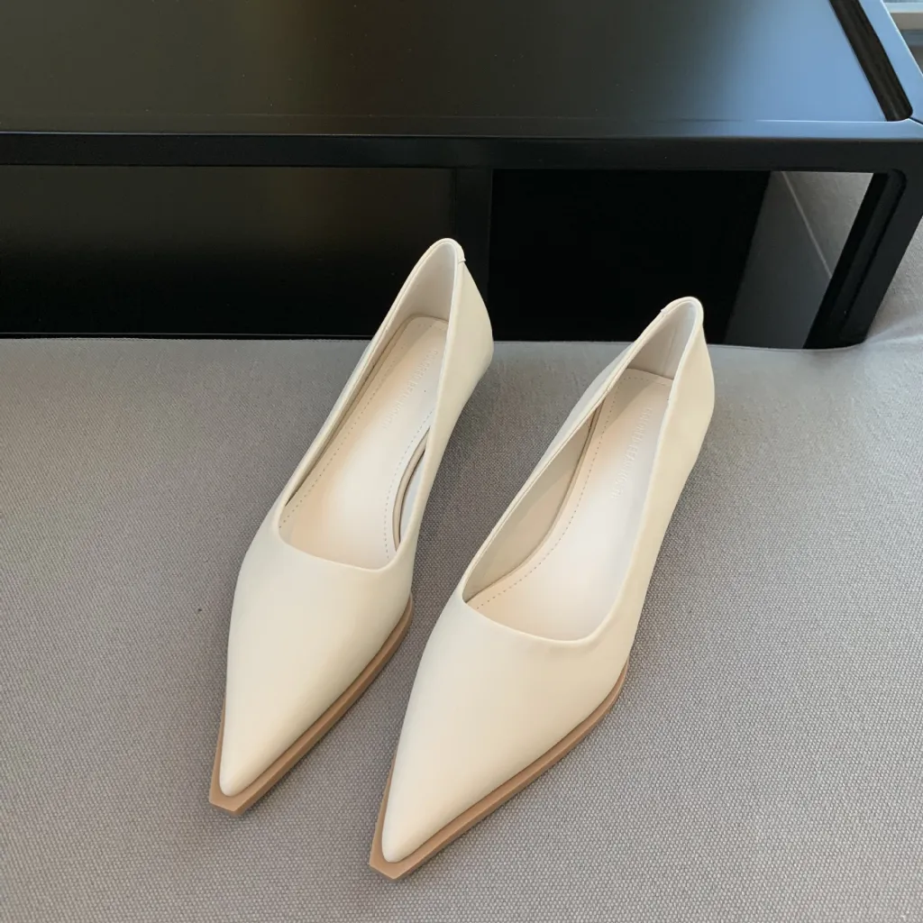 Simple Pointed Toe Pumps Low Heel Women's Shoes - White