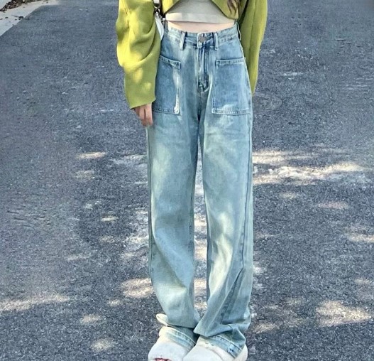 Autumn And Winter Women Wear A Set Of Milk Waxy Wind