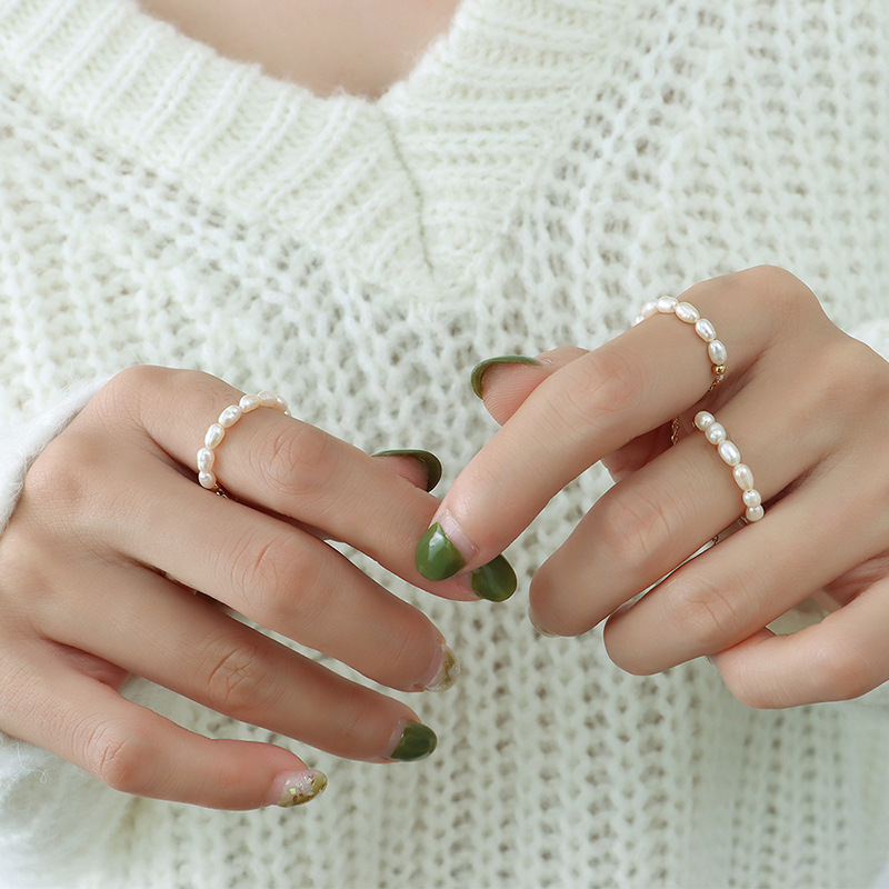 Freshwater Pearl Pull Buckle Finger Chain