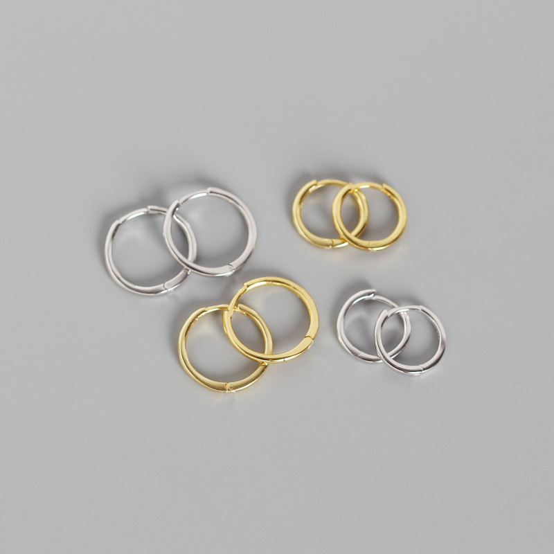 Sterling Silver Earrings With Geometric English Letters Inlaid With Diamonds And All-match Temperament