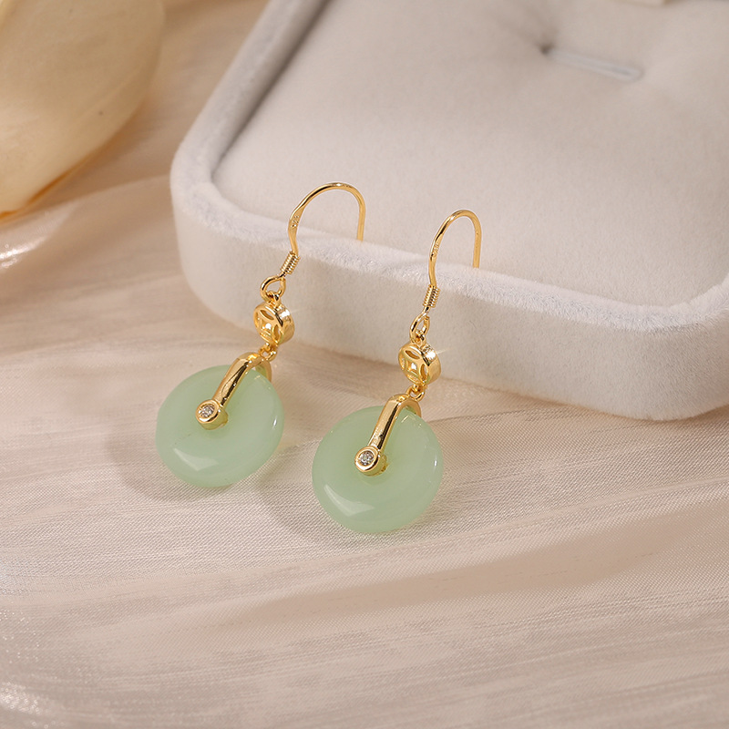 Women's Wind Safety Buckle Hetian Jade Earrings