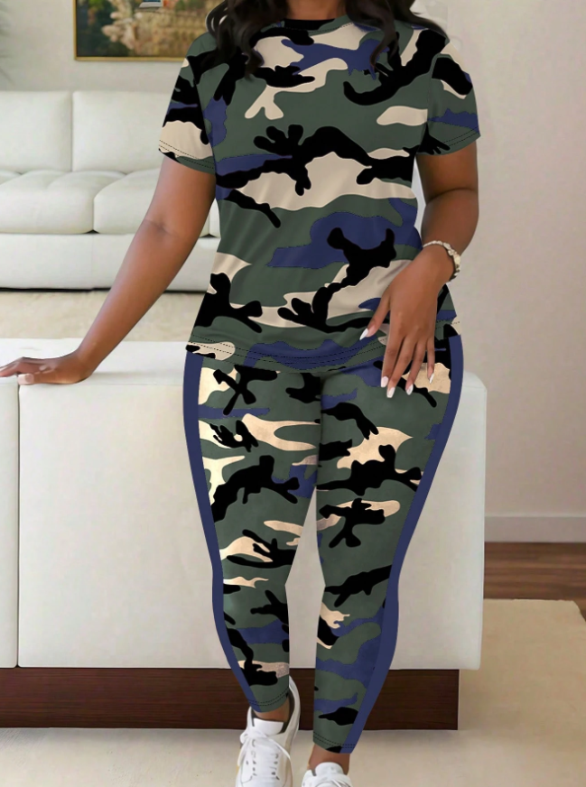 Women's Printed Round Neck T-Shirt And Leggings Set