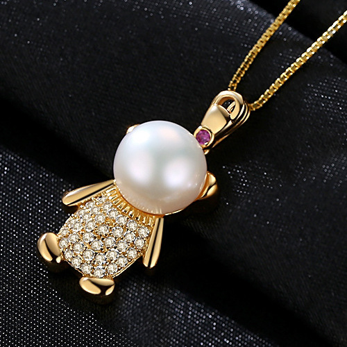 Silver Micro-inlaid Zircon, Bear Bun And Pearl Pendant Necklace