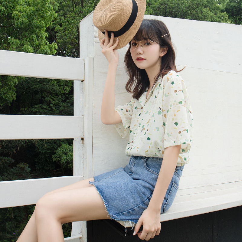 Women's Spring And Summer Floral Retro Chiffon Shirt