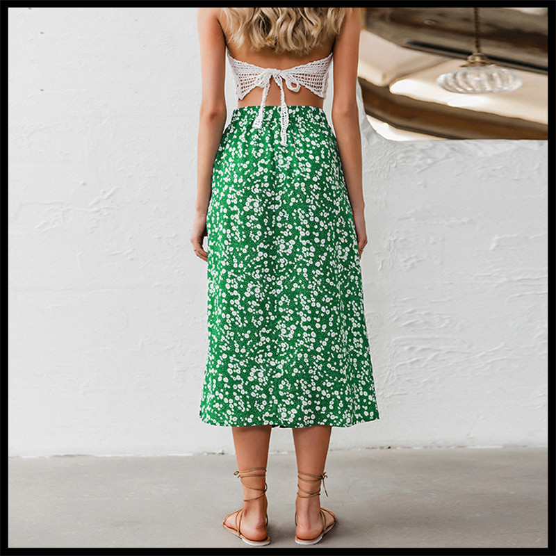 Title 4, Idyllic green skirt