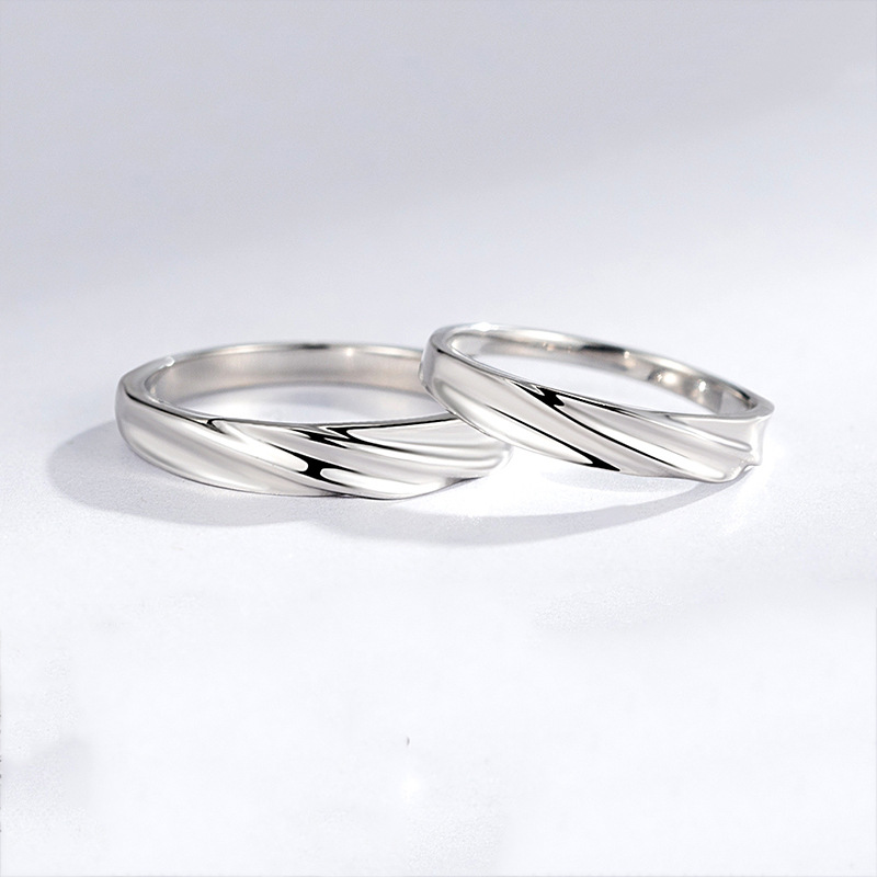 Title 3, Anello di coppia Mobius Strip in argento sterli...