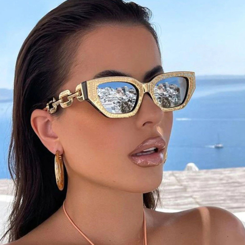 New European And American Retro Modern Thick Frame Sunglasses - Image 4