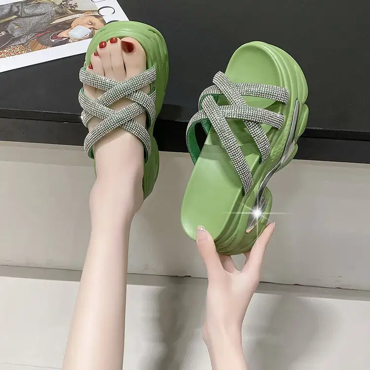 Women's Rhinestone Heightening One Word Slippers