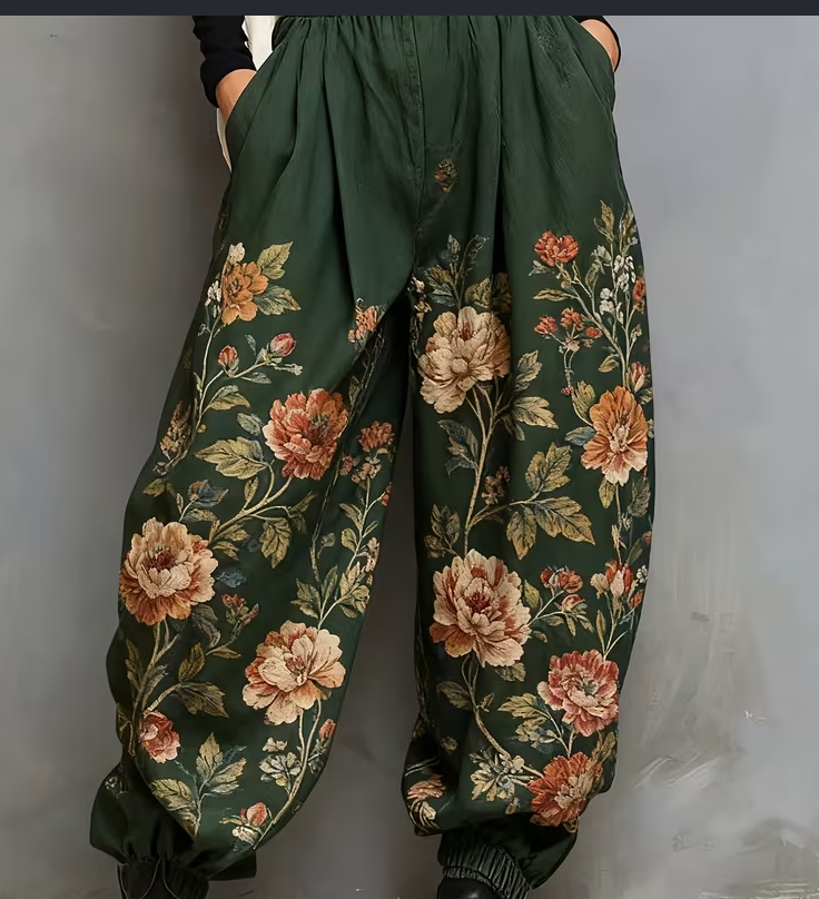 Retro Chinese-style Black-bottom Red-flowered Loose-fit Cuffed Wide-leg Pants